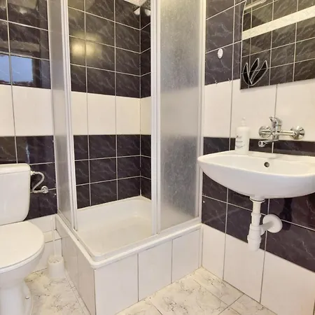 Stary Ratusz Pensionat Kostomloty