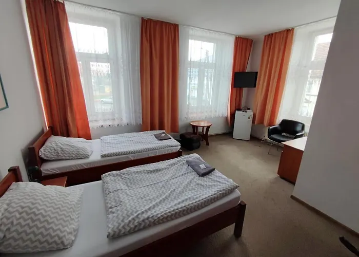 Stary Ratusz Guest house Kostomloty